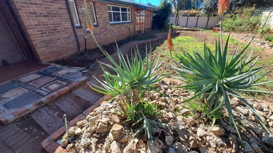 14 Bedroom Property for Sale in Universitas Free State